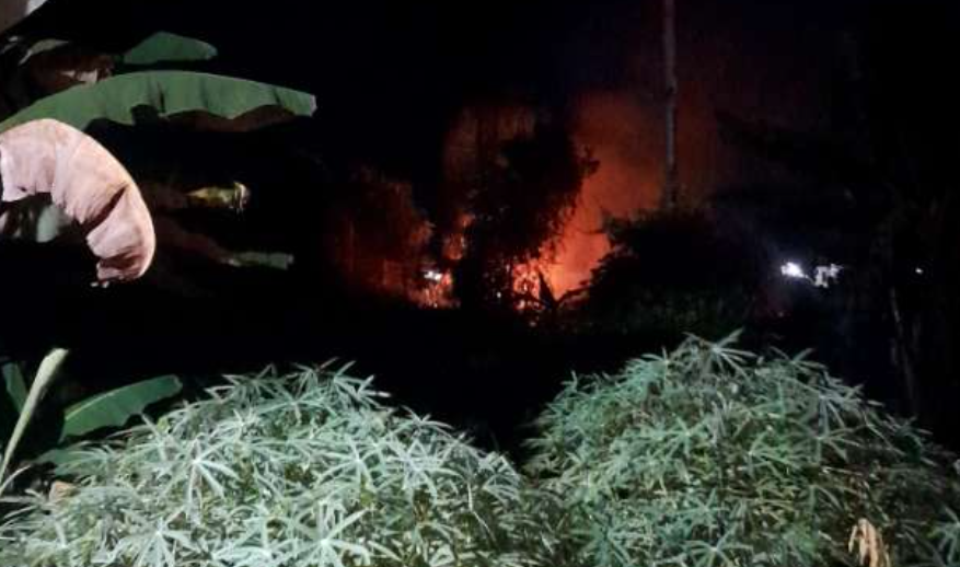 Kebakaran Lahan Dekat Rumah Warga di Baamang Hulu Berhasil Dipadamkan
