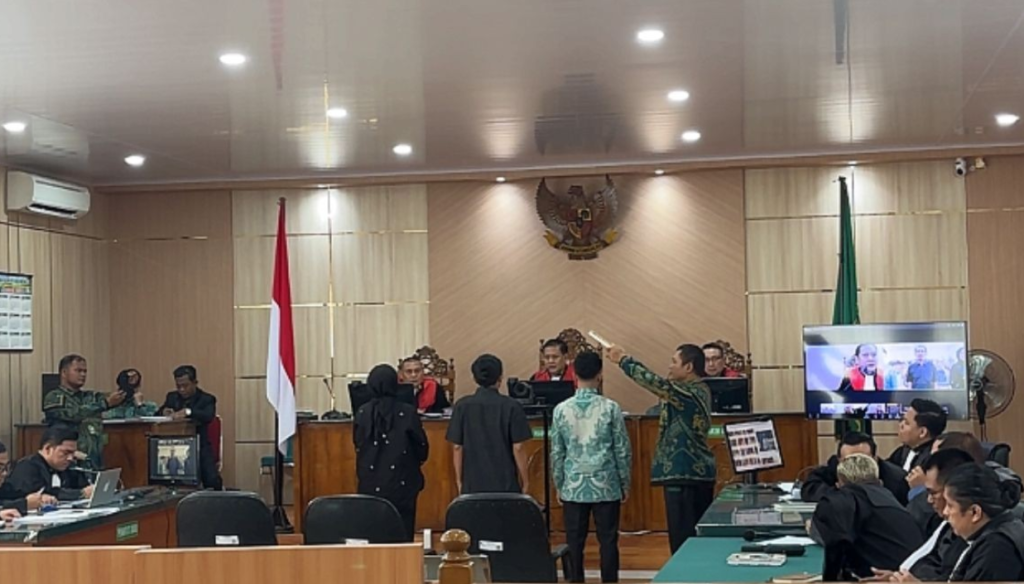 Saksi Meringankan Bantah Ada Pengumpulan Ponsel di Rapat Abdul Wahid