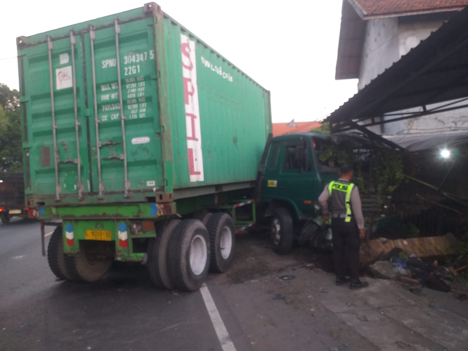 Kecelakaan Beruntun 5 Kendaraan di Balongbendo, Dua Nyawa Melayang