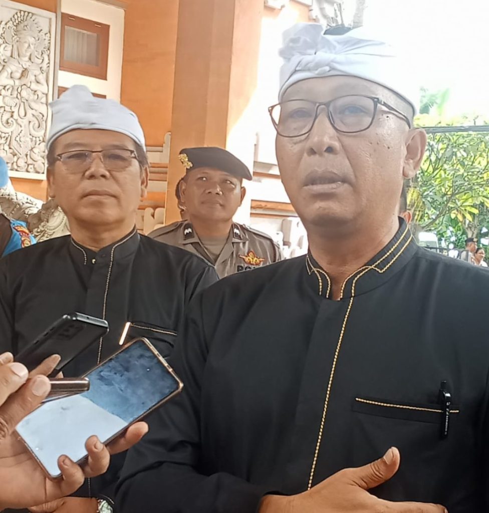 Dana BKK Rp1,5 Miliar Desa Adat Banyuasri Tertahan, Pemprov Bali Disomasi
