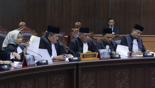 MK Uji Aturan Delay Penerbangan, Penumpang Tuntut Transparansi Maskapai
