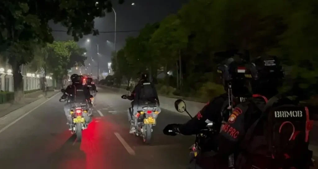 Brimob Polda Metro Jaya Gagalkan Potensi Tawuran, Celurit Diamankan
