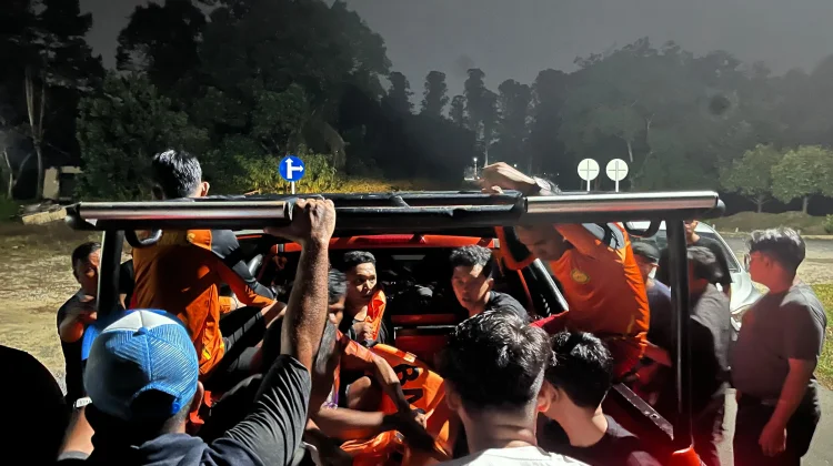 Pencarian Berjam-jam, Mahasiswa Unri yang Tenggelam Akhirnya Ditemukan