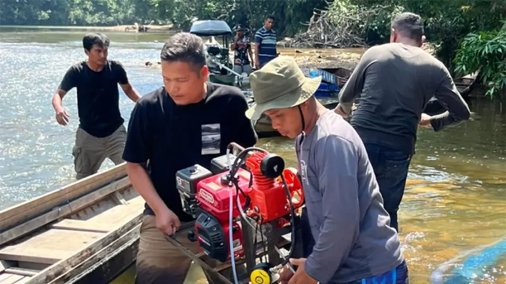 Polisi Sita Tiga Rakit Tambang Emas Ilegal di Sungai Subayang