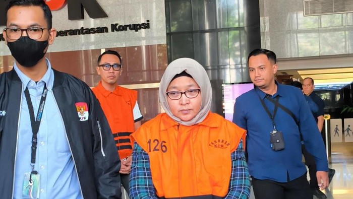 KPK Kembali Tahan Dua Tersangka Hasil OTT Lanjutan Muara Enim