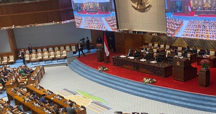 Sah! DPR Tetapkan Revisi UU Polri Jadi Undang-Undang