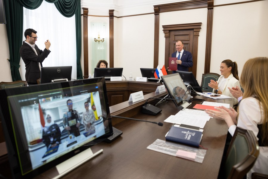 Indonesia-Rusia Makin Dekat, Samarinda-Yekaterinburg Jajaki Proyek Strategis