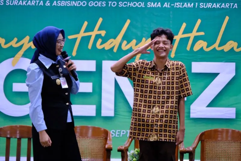 Bukan Sekadar Makanan, Gaya Hidup Halal Sentuh Keuangan Gen Z