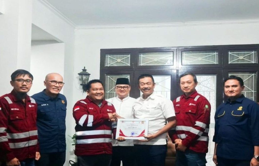 Dari 30 Jadi 44, Penerima Beasiswa PT SMGP Bertambah