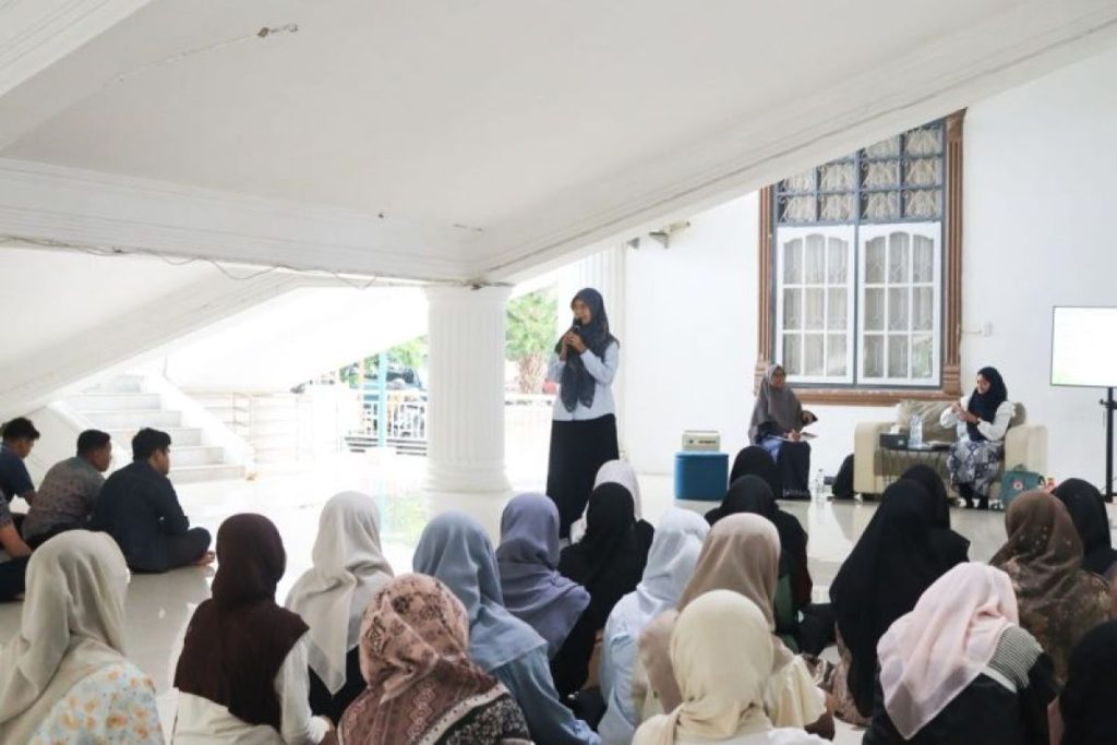 Mahasiswa USK Pelajari Cara Menarik Konsumen Lewat Marketing Funnel