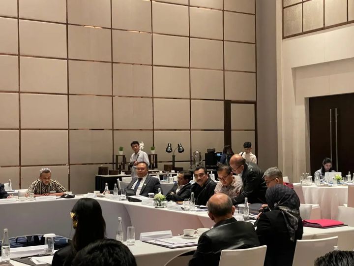 Pendidikan Advokat Diperkuat, Unhas Gandeng Peradi Profesional