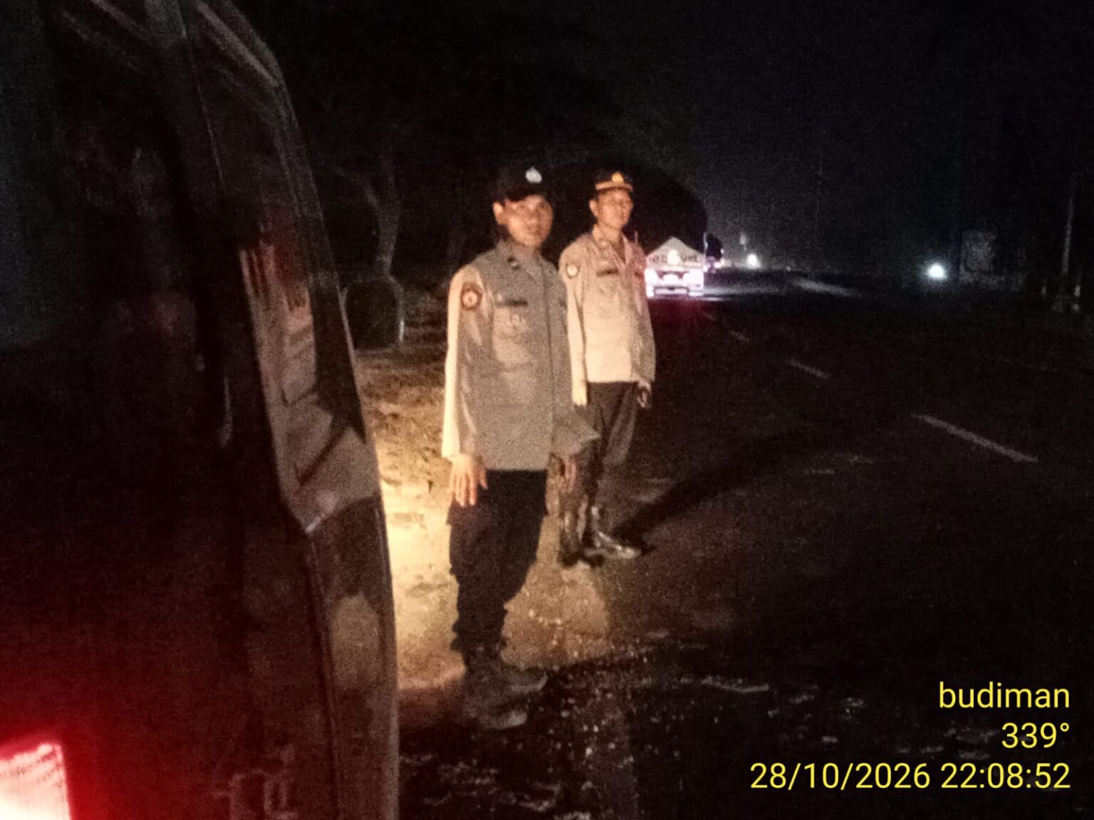 Jaga Kondusivitas Wilayah, Polisi Patroli hingga Dini Hari