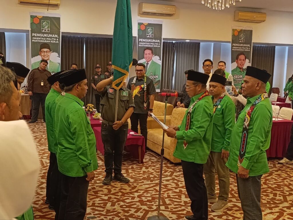 Pengurus PKB Kukar Dikukuhkan, Bidik 8 Kursi DPRD