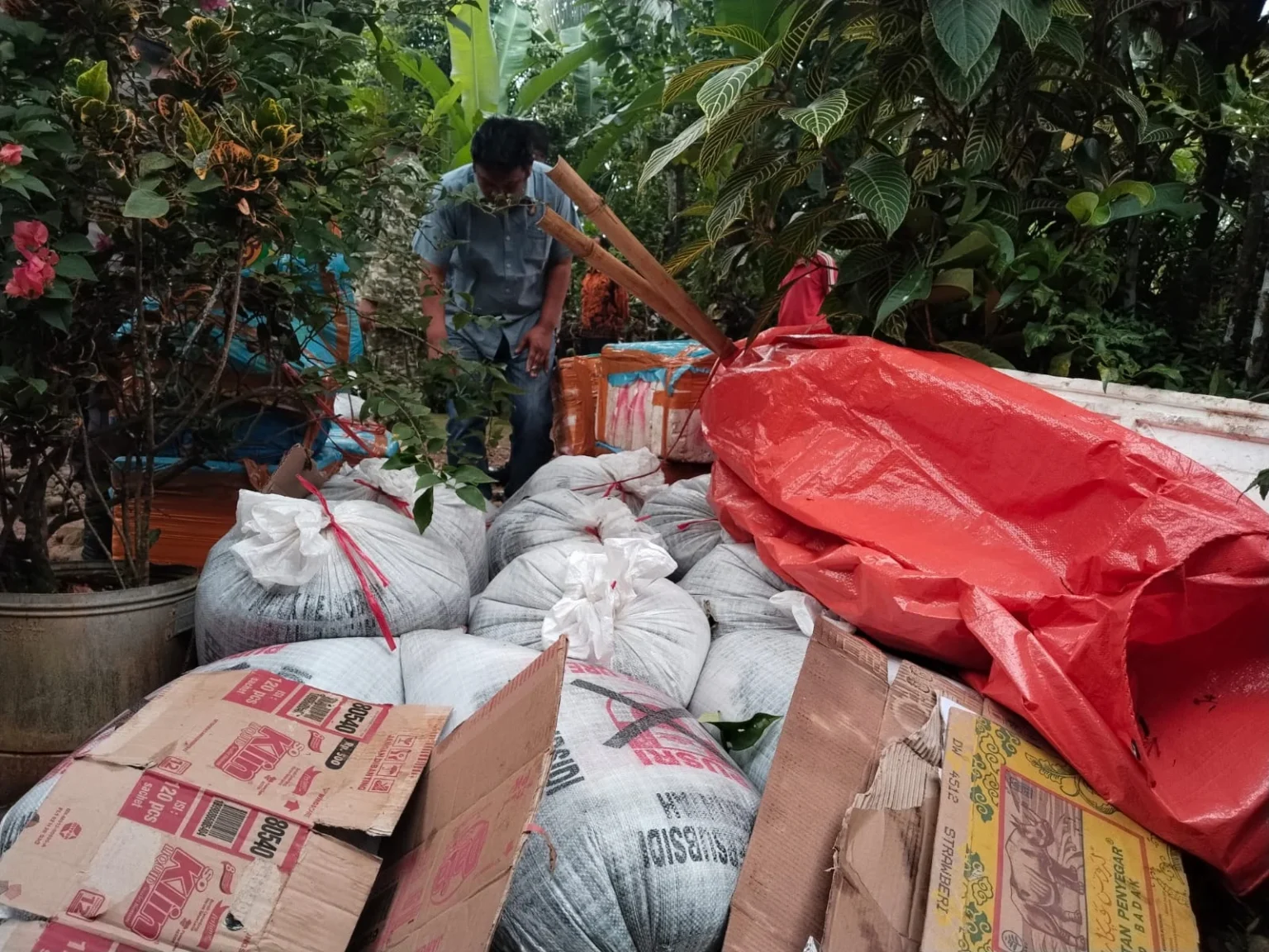 Polisi Ungkap Dugaan Penjualan Solar Subsidi Lintas Provinsi di Pesisir Selatan