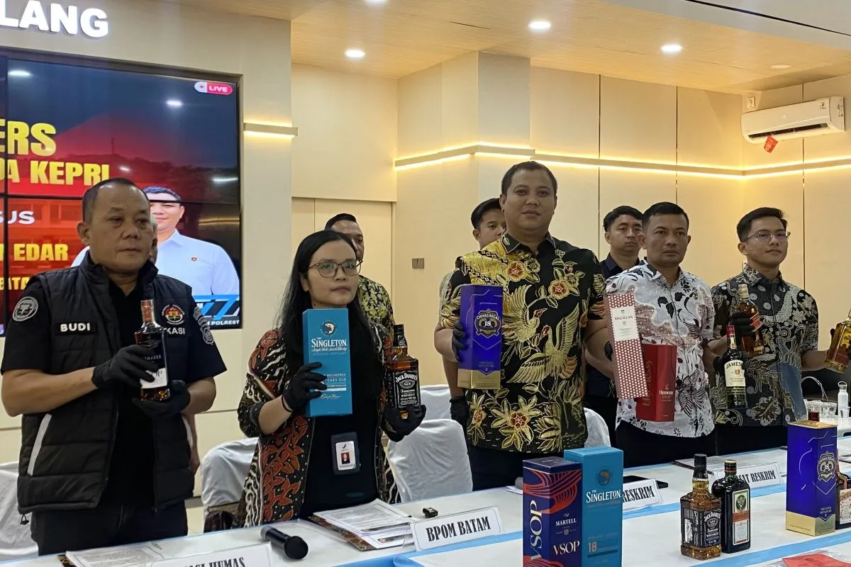 Dugaan Distribusi Minuman Beralkohol Ilegal di Batam Dibongkar, Polisi Selidiki Pelabuhan
