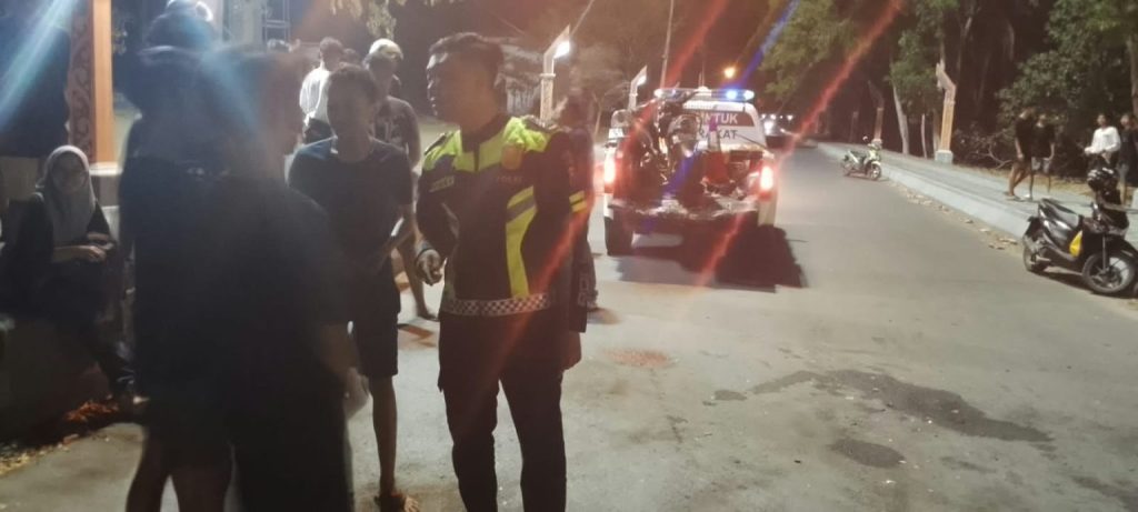 Kecelakaan di Pancer Door Pacitan, Pengendara Motor Patah Tulang