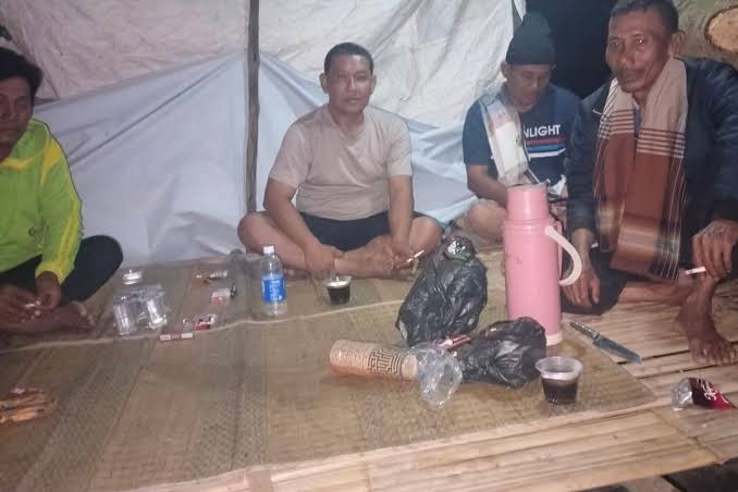 Saluran Irigasi Diduga Ditutup, Warga Indramayu Tagih Tindakan Camat
