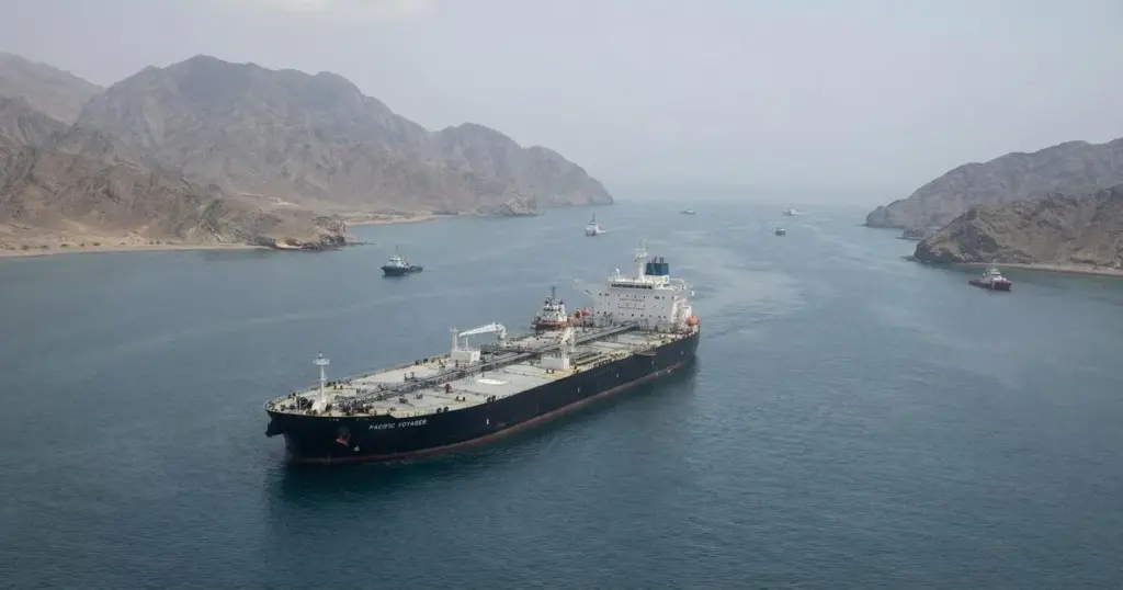 Ketegangan Selat Hormuz Memanas, Iran dan AS Beda Klaim
