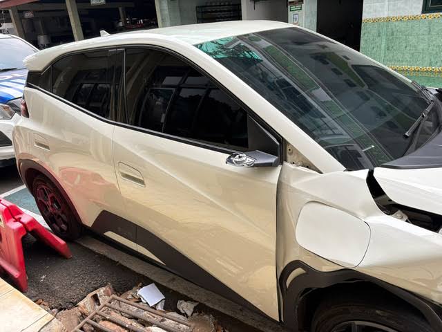 Sopir BYD Jadi Tersangka Usai Tabrak Ojol di Jakarta Selatan