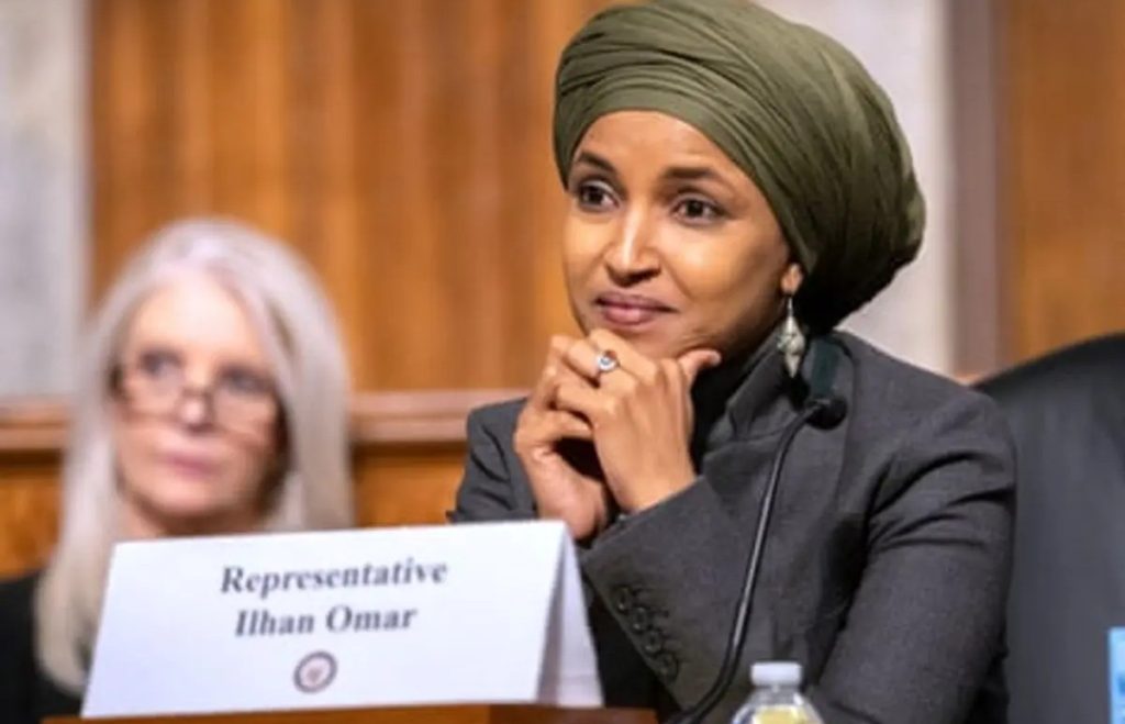 Ilhan Omar Tuduh Pemerintahan Trump Gunakan Hukum untuk Tekan Lawan Politik